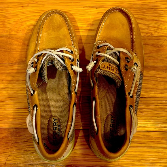 Sperry Shoes - Women’s sperry moccasins
